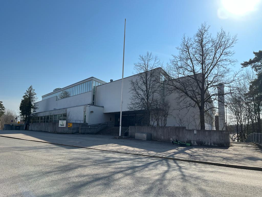 Gymnasiet Lärkan kuvaaja Timo Valpola Peab