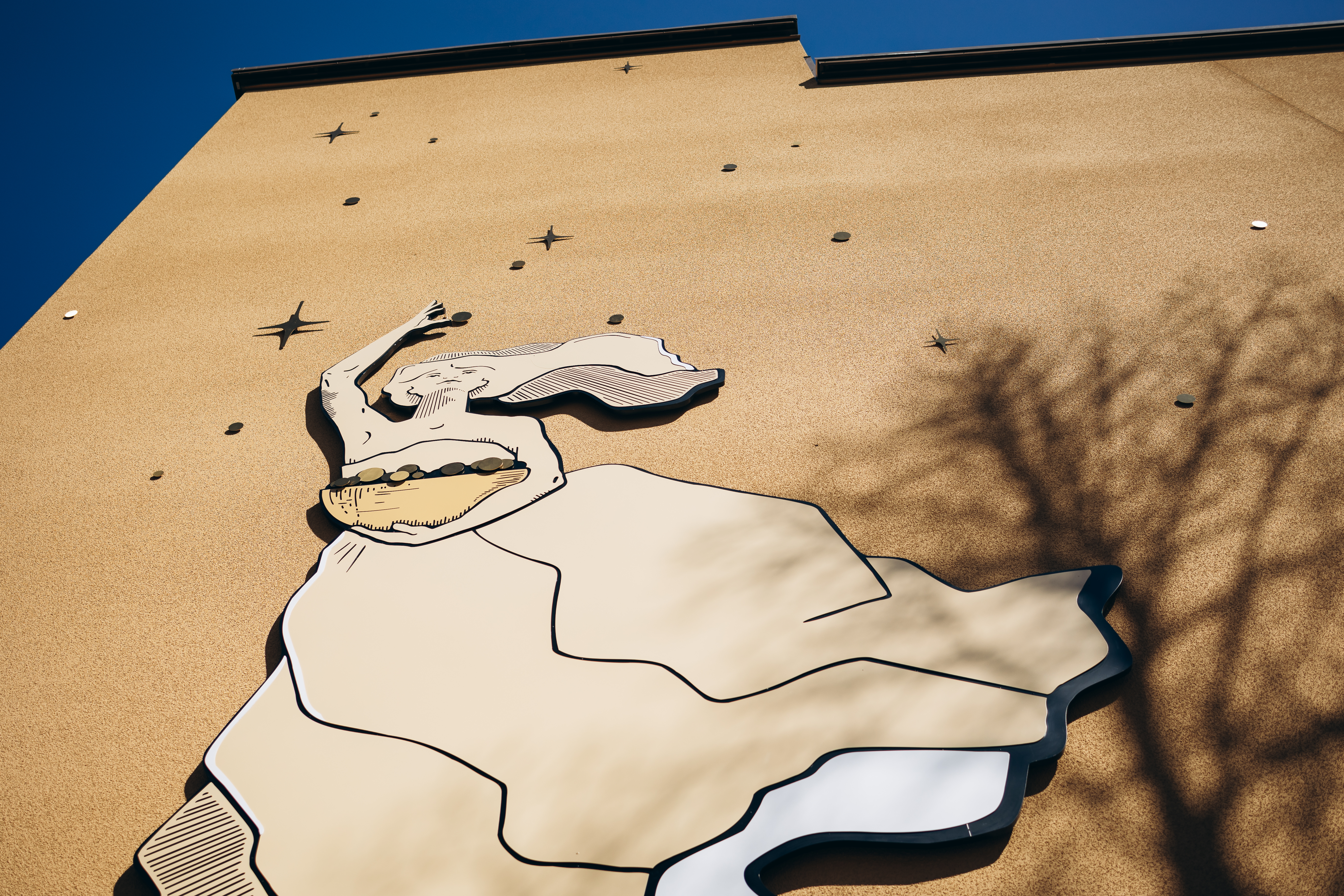 etelapuisto-taideteos-keräilijä-lindakeranen-6 (1).jpg